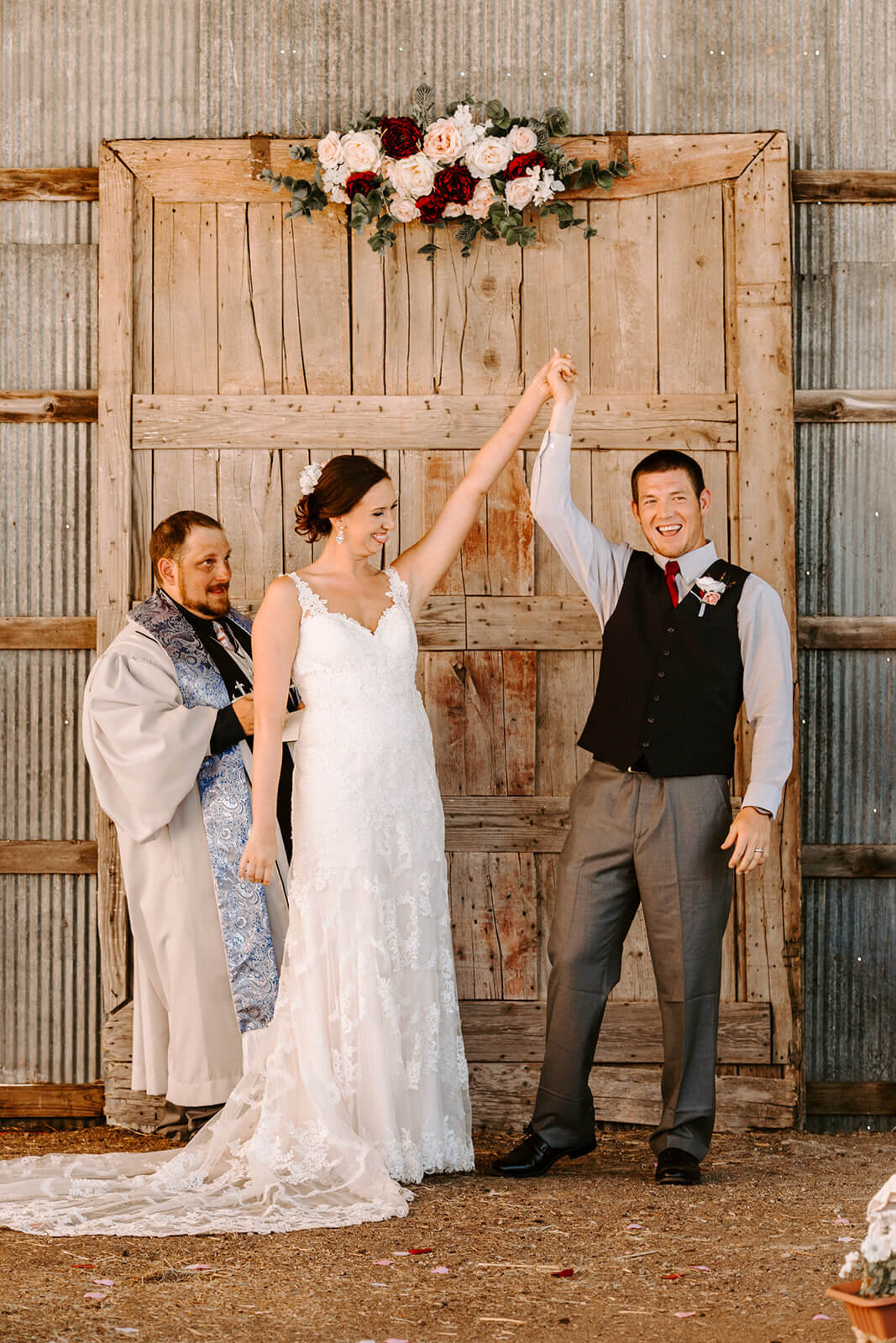 Kelsey_and_Ryan_Rustic_Barn_Wedding-535.jpg