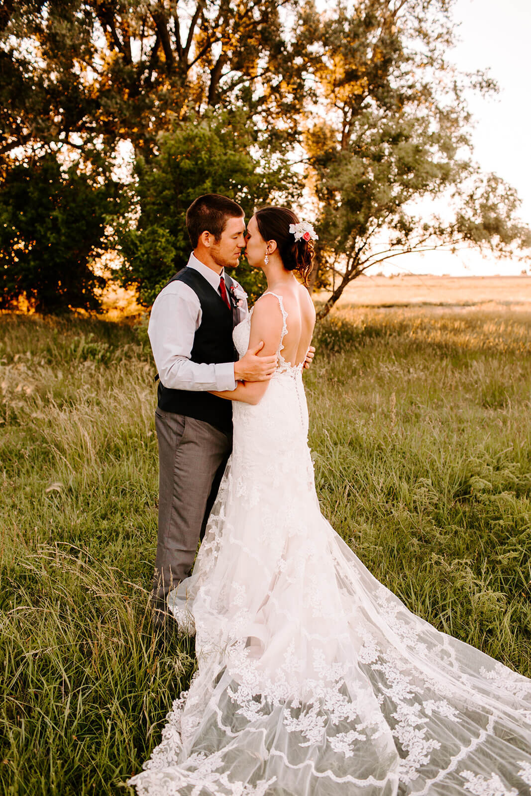 Kelsey_and_Ryan_Rustic_Barn_Wedding-911.jpg