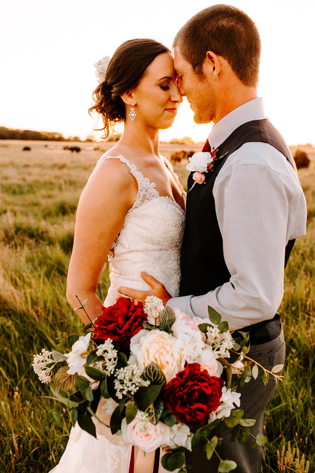 Kelsey_and_Ryan_Rustic_Barn_Wedding-946.jpg