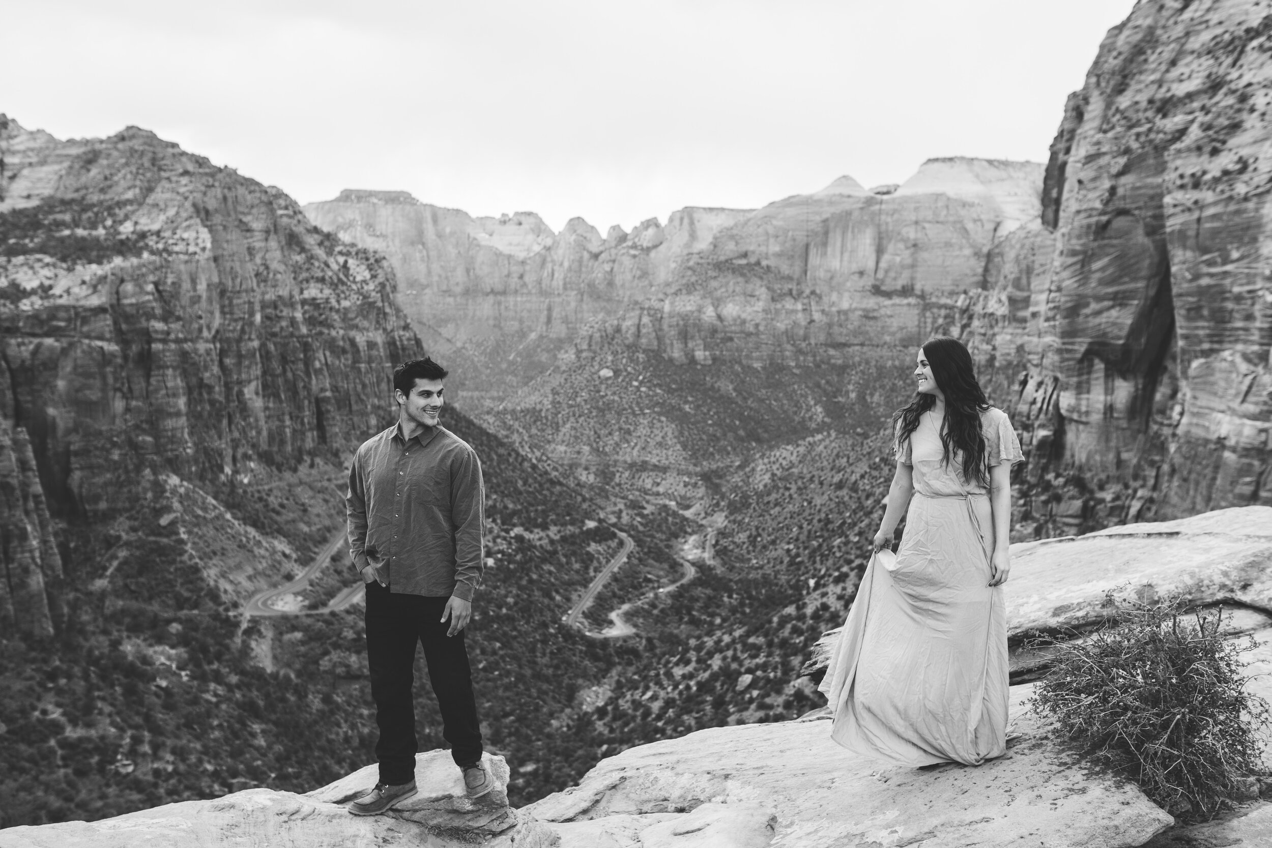 canyon-travel-elopement-couple-becca-louise-photography.jpg